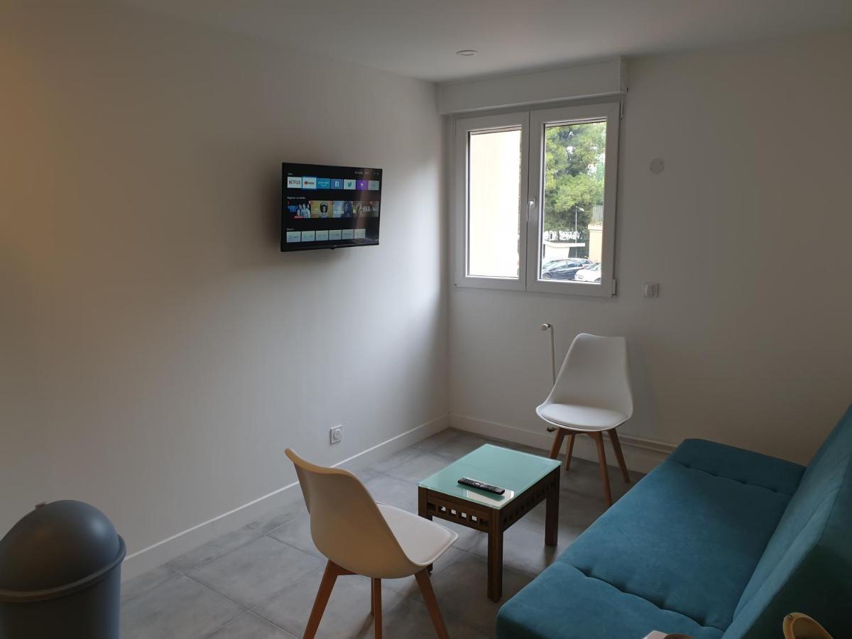 Appartements Renove 2023 Proche Aeroport 5Min, Gare Sncf 2 Min, Tramway Au Pied De L'Immeuble , Parking Possible, Renovated Apartments 2023 Near The Airport 5 Min, Train Station 2 Min, Tram Next To The Building 1 Min, Parking Possible Nicea Zewnętrze zdjęcie