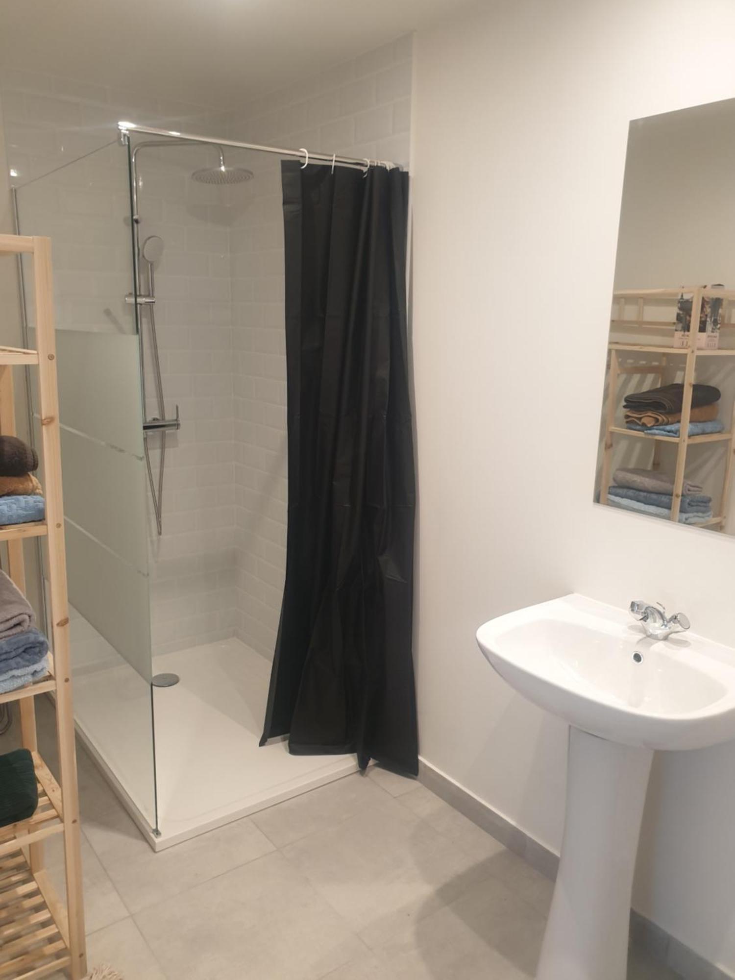 Appartements Renove 2023 Proche Aeroport 5Min, Gare Sncf 2 Min, Tramway Au Pied De L'Immeuble , Parking Possible, Renovated Apartments 2023 Near The Airport 5 Min, Train Station 2 Min, Tram Next To The Building 1 Min, Parking Possible Nicea Pokój zdjęcie