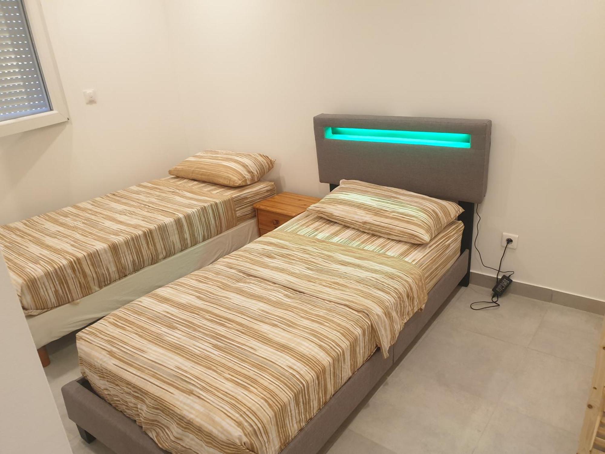 Appartements Renove 2023 Proche Aeroport 5Min, Gare Sncf 2 Min, Tramway Au Pied De L'Immeuble , Parking Possible, Renovated Apartments 2023 Near The Airport 5 Min, Train Station 2 Min, Tram Next To The Building 1 Min, Parking Possible Nicea Pokój zdjęcie