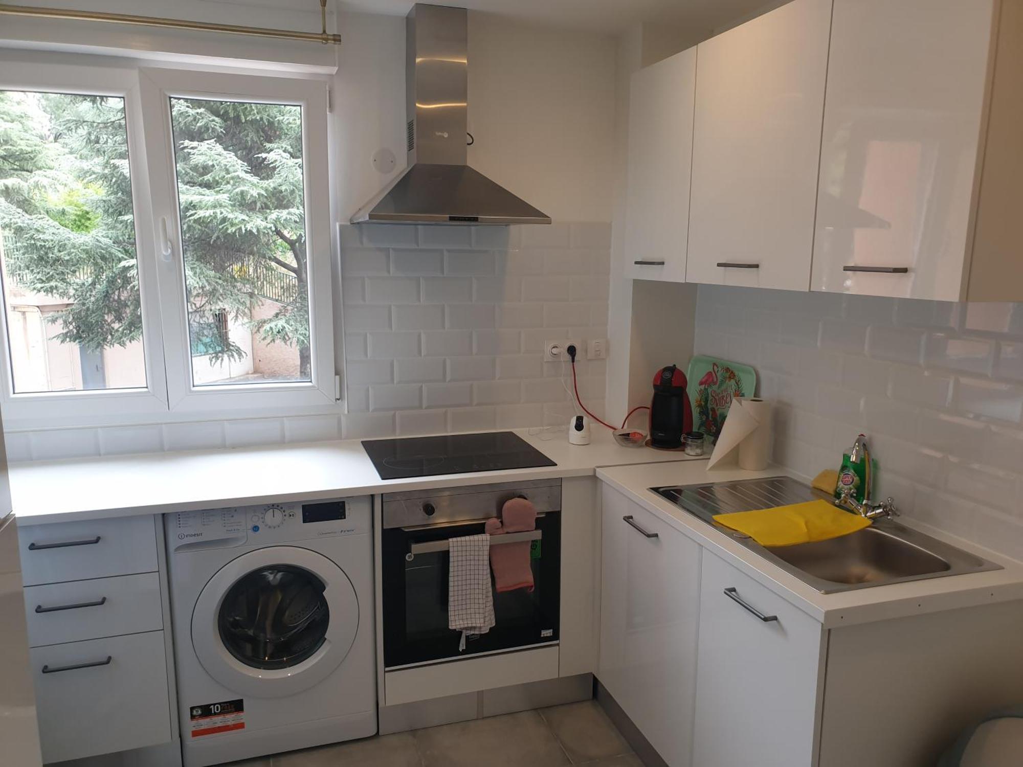 Appartements Renove 2023 Proche Aeroport 5Min, Gare Sncf 2 Min, Tramway Au Pied De L'Immeuble , Parking Possible, Renovated Apartments 2023 Near The Airport 5 Min, Train Station 2 Min, Tram Next To The Building 1 Min, Parking Possible Nicea Pokój zdjęcie